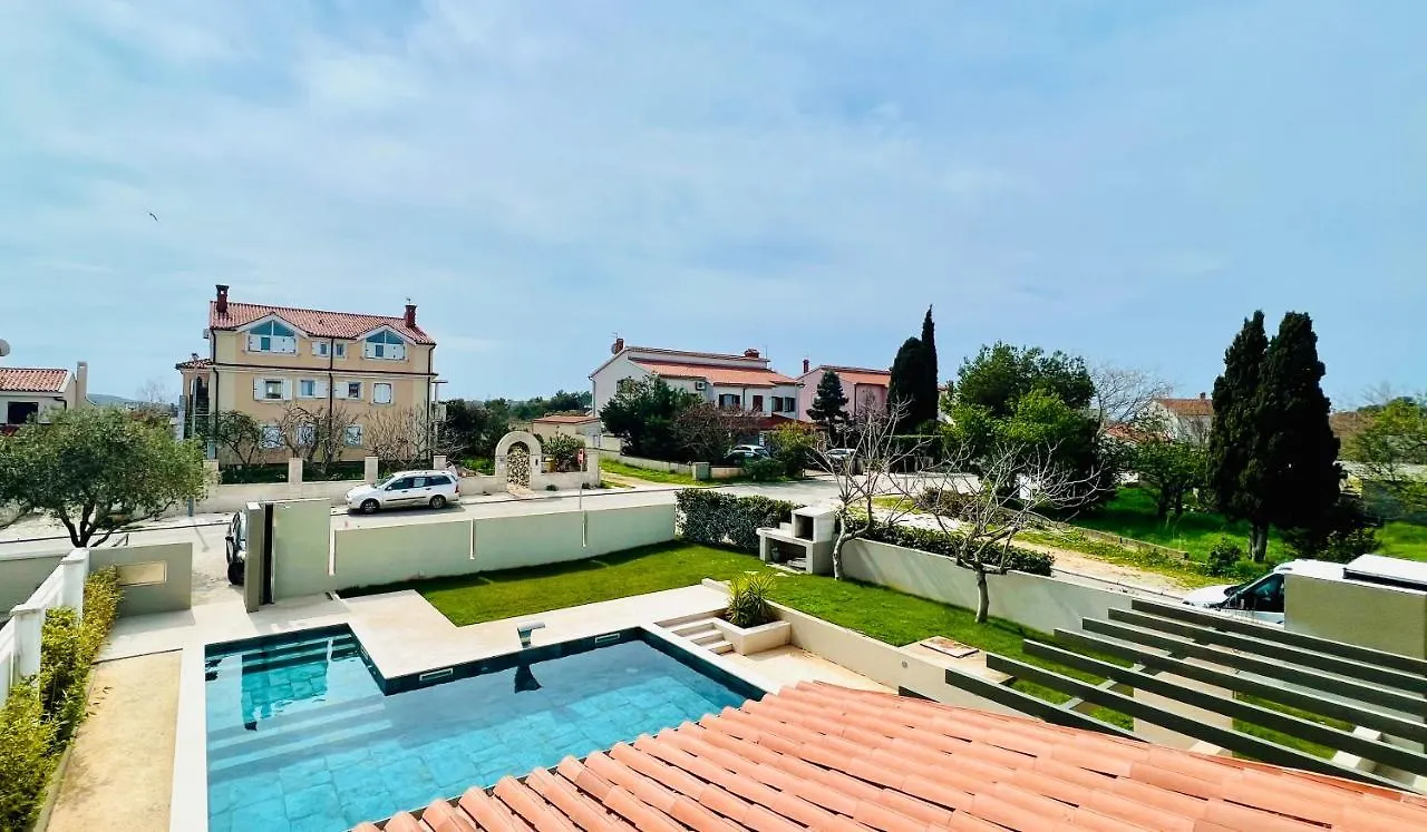 Linc Rooms & Apartments Banjole