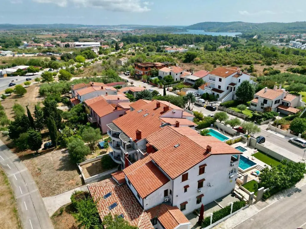 *** Affittacamere Linc Rooms & Apartments Banjole Croazia